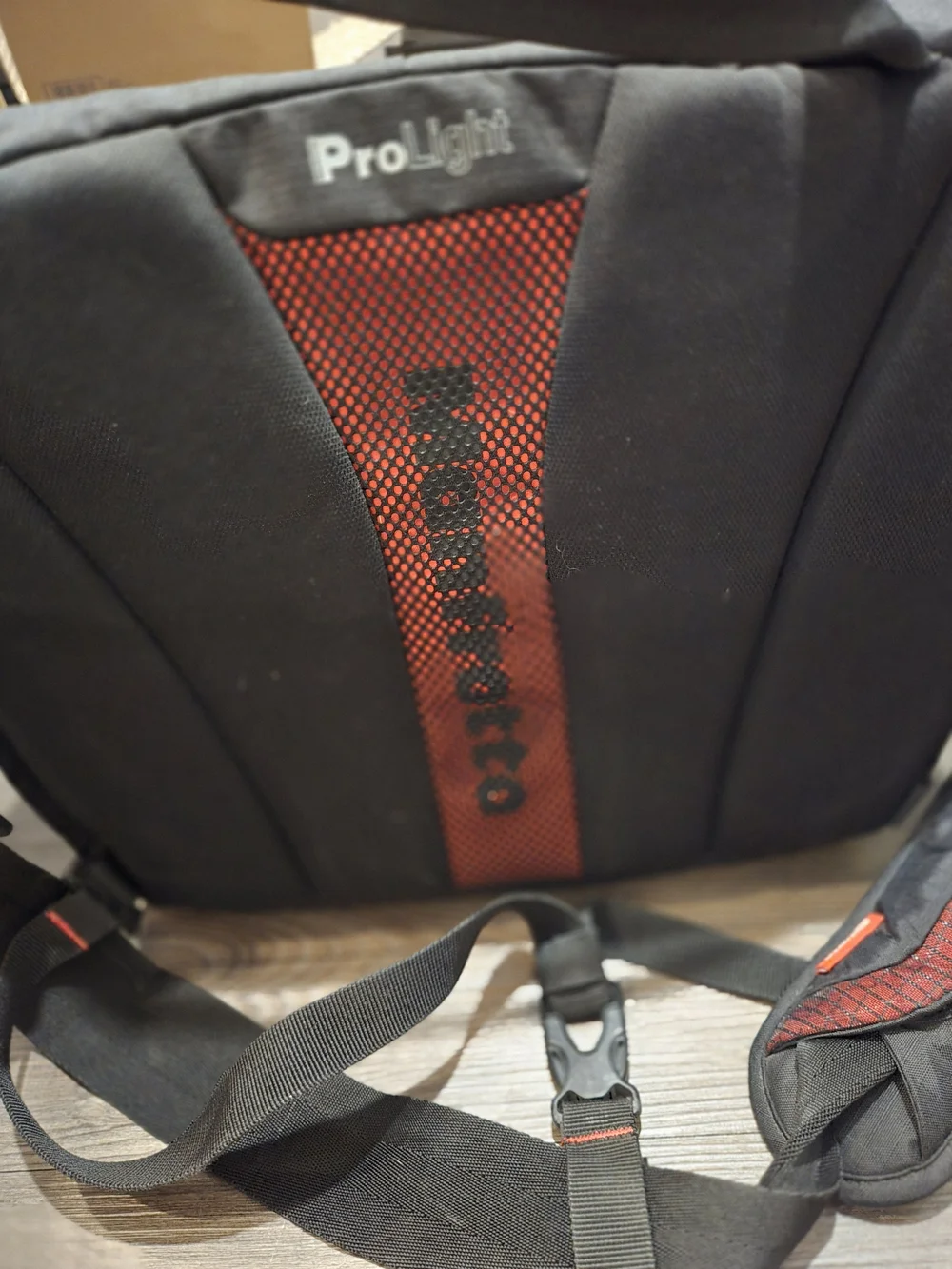 Manfrotto Pro Light Bumblebee M-30 Camera Messenger Bag
